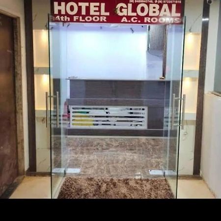 Hotel Globle Vadodara Exterior foto